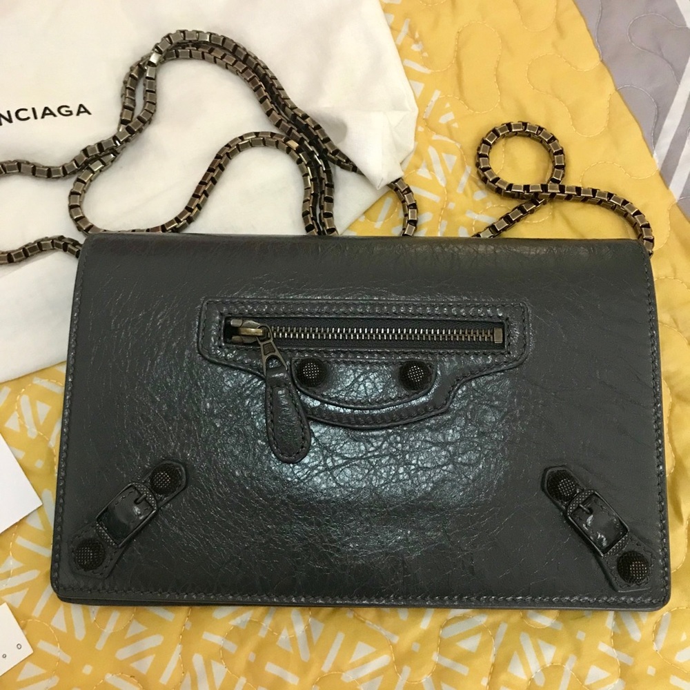 TRADED For @euiol only BALENCIAGA 🎄